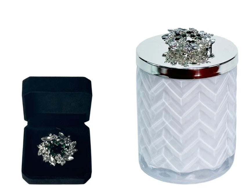 COTE NOIRE - HERRINGBONE CANDLE WITH SCARF - WHITE & SILVER - FLOWER LID - HCS06