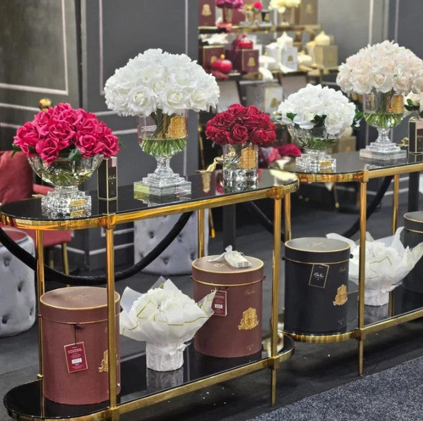 *NEW* LUXURY GRAND ROSE BUD BOUQUET - GOLD BADGE - RED - BLACK BOX - LRB04