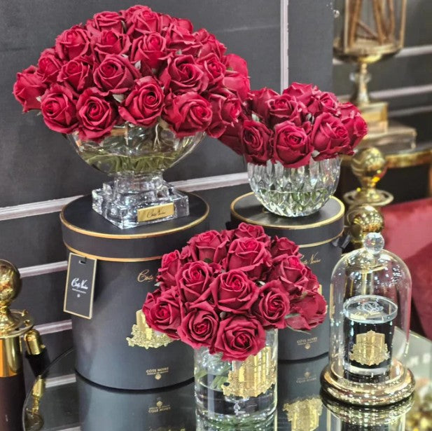 *NEW* LUXURY GRAND ROSE BUD BOUQUET - GOLD BADGE - RED - BLACK BOX - LRB04