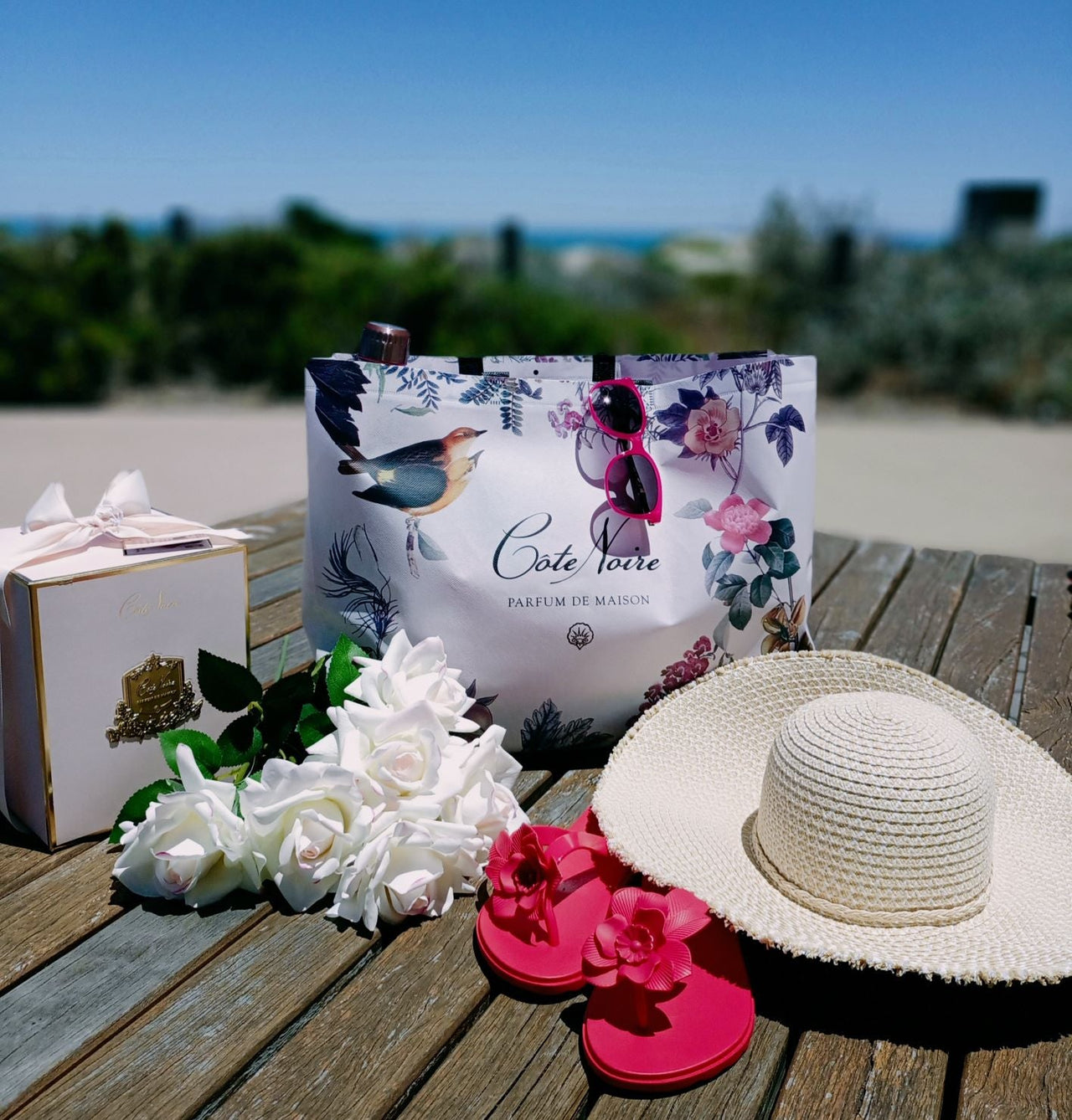 Cote Noire Tote Carry Bag - Birds & Flowers