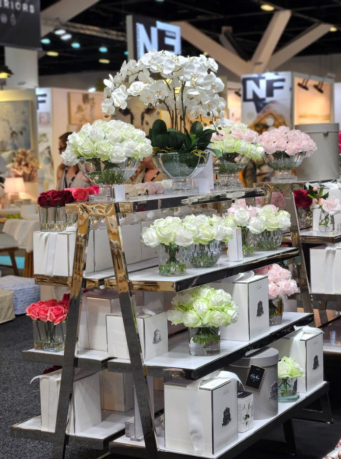 LUXURY CENTREPIECE - 37 ROSEBUDS IN GREEN & WHITE - SILVER BADGE - CPRB12