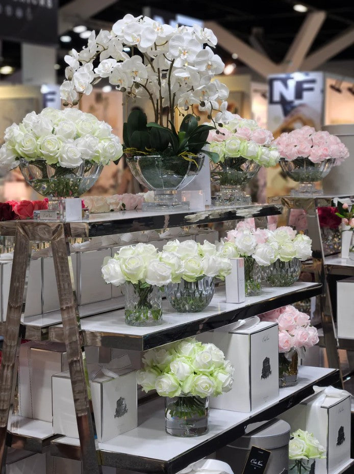 LUXURY CENTREPIECE - 37 ROSEBUDS IN GREEN & WHITE - SILVER BADGE - CPRB12