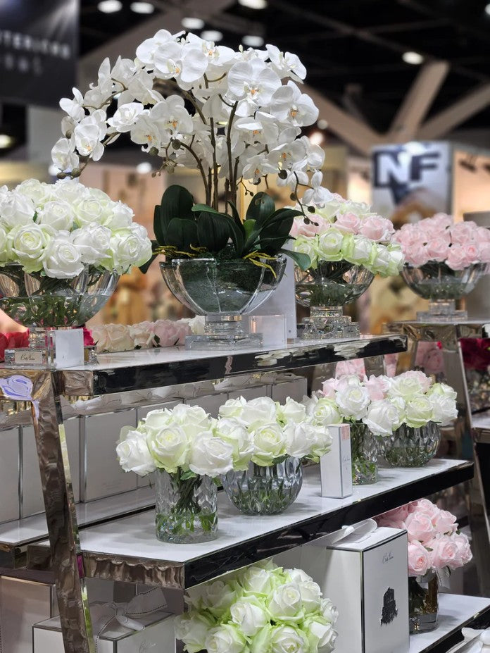 SAMPLE CENTREPIECE - 37 ROSEBUDS IN FRENCH PINK & GREEN & WHITE - SILVER BADGE - CPRB13