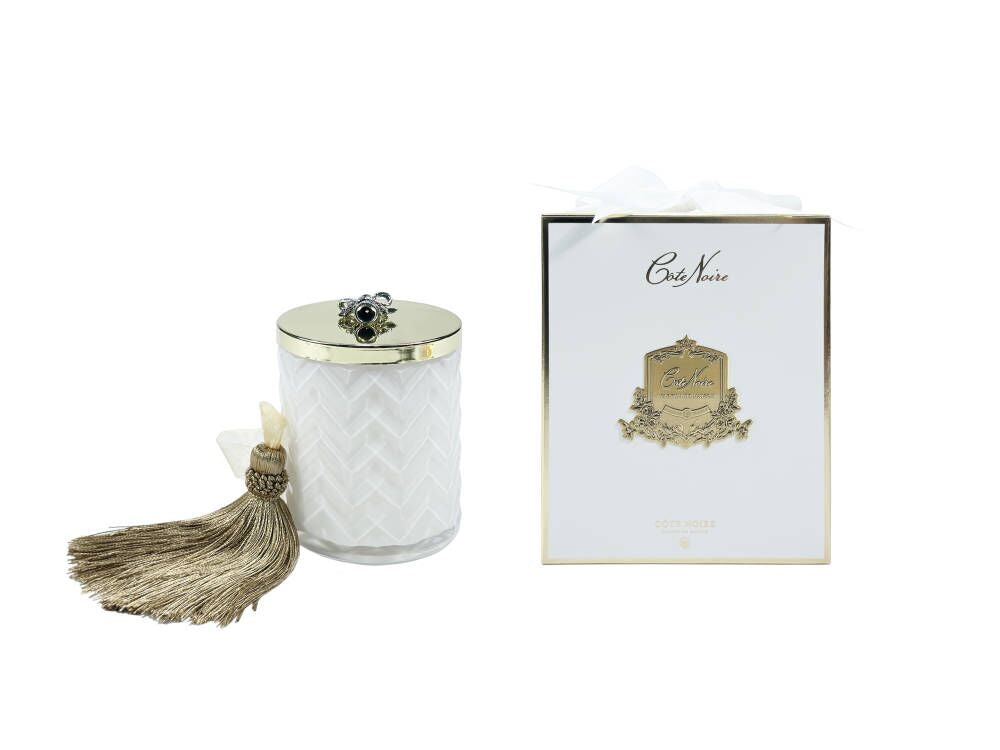 WHITE HERRINGBONE CANDLE WITH BELL LID - COCONUT BISCUIT