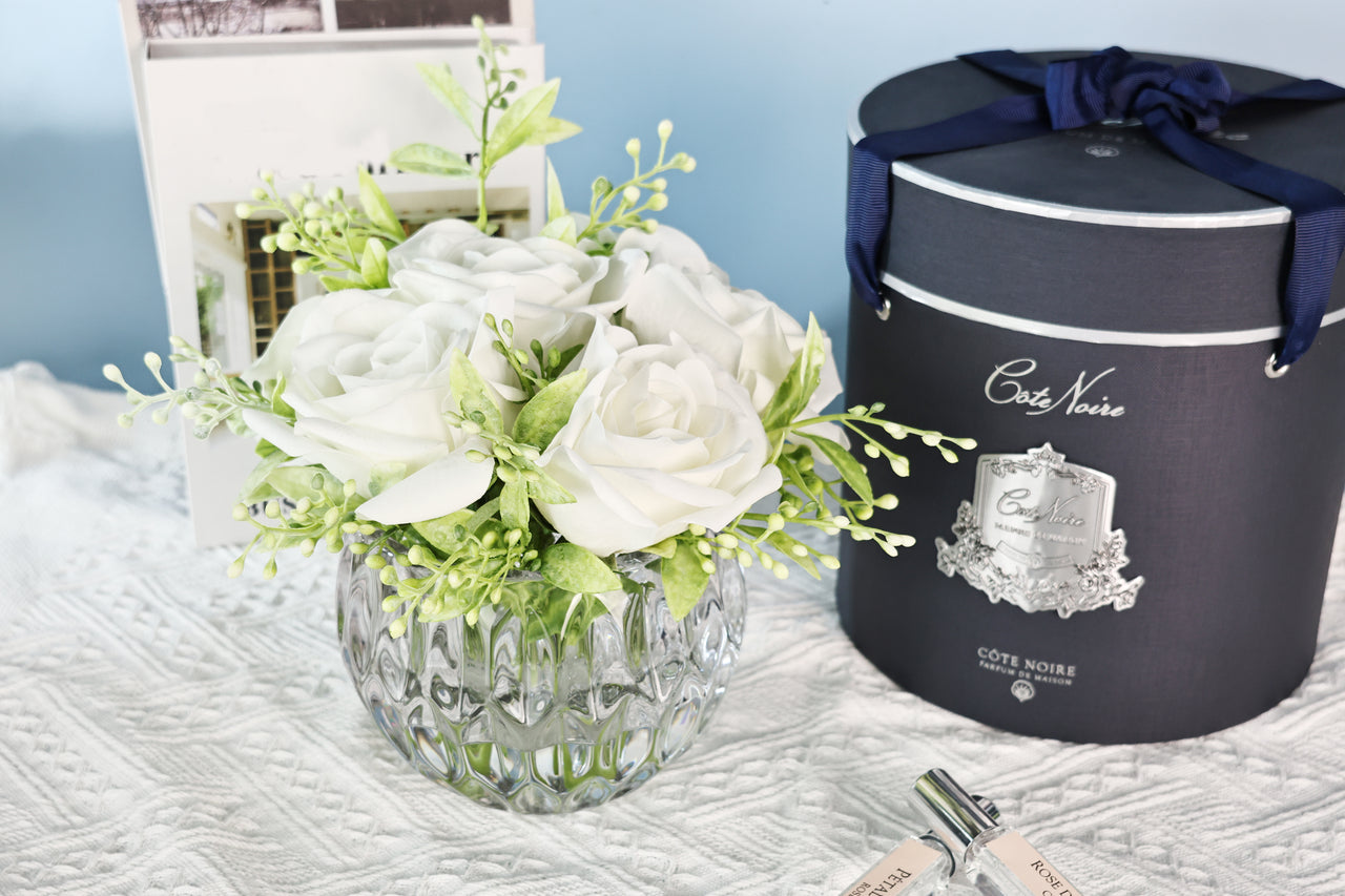 NEW Round Summer Roses in White | RSR01