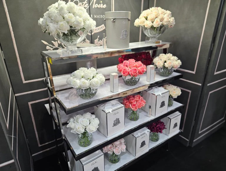 Centrepiece - White Peach Rose Buds & SILVER - CPRB05