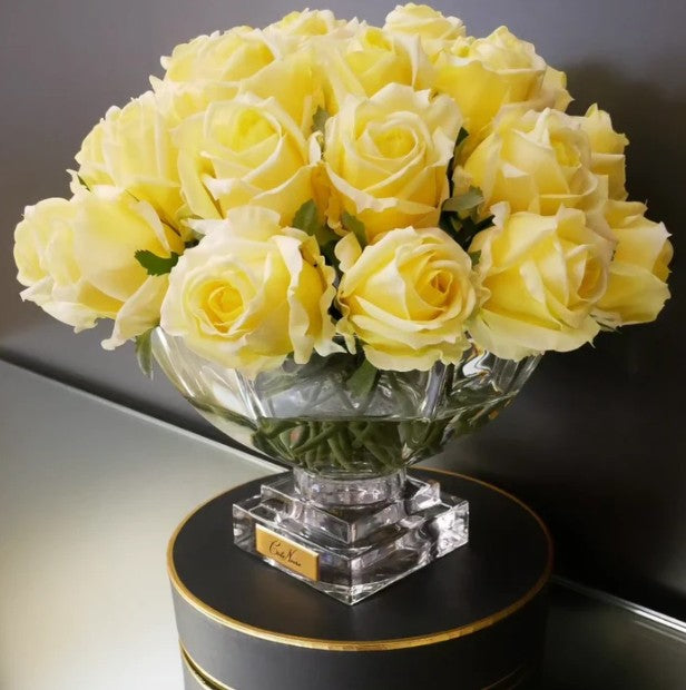 Centrepiece - Yellow Rose Buds & GOLD - CPRB08