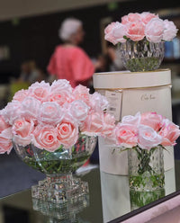 COTE NOIRE - LUXURY ROUND 13 ROSE BUDS BOUQUET IN MIXED PINK - RRB14