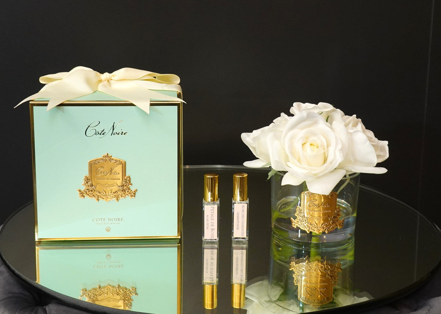 Perfumed Natural Touch 5 Roses - Clear & Gold Badge - Ivory White - GMR92 - Jade Tiffany Box