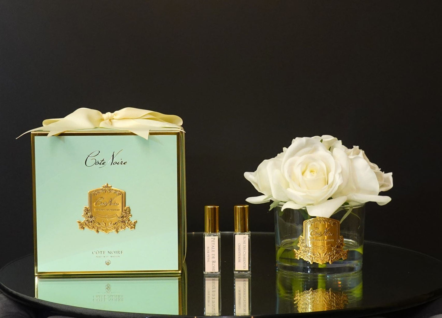 Perfumed Natural Touch 5 Roses - Clear & Gold Badge - Ivory White - GMR92 - Jade Tiffany Box