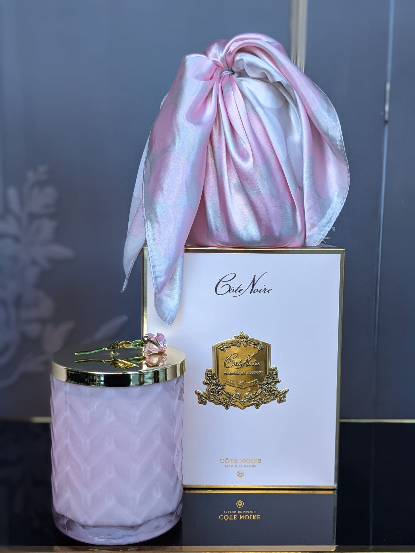 Cote Noire - Herringbone Candle With Scarf - Pink - Rose lid - Charente Rose - HCG04