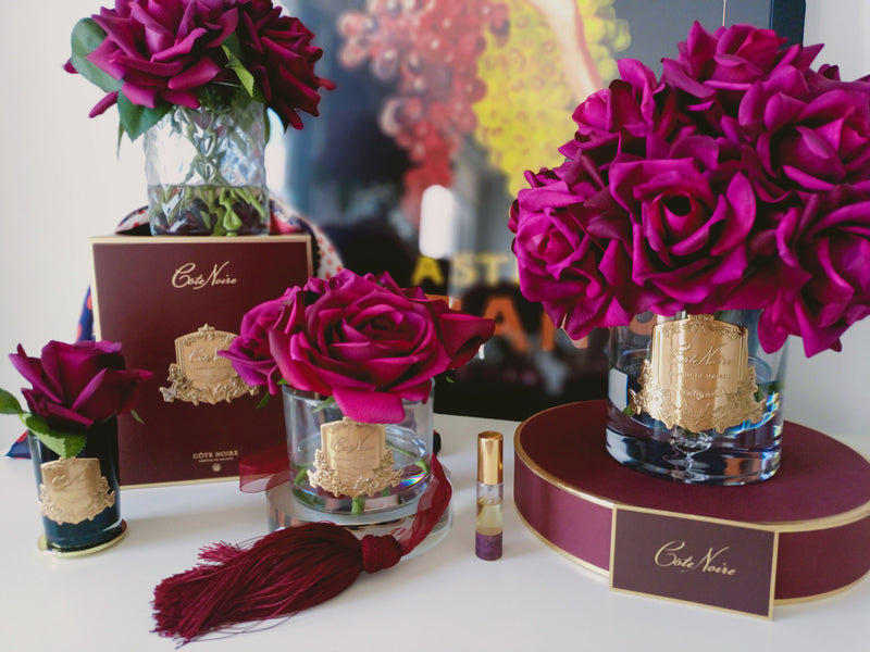 Luxury Grand Bouquet - Gold Badge - Carmine Red - Burgundy Box - LTW04